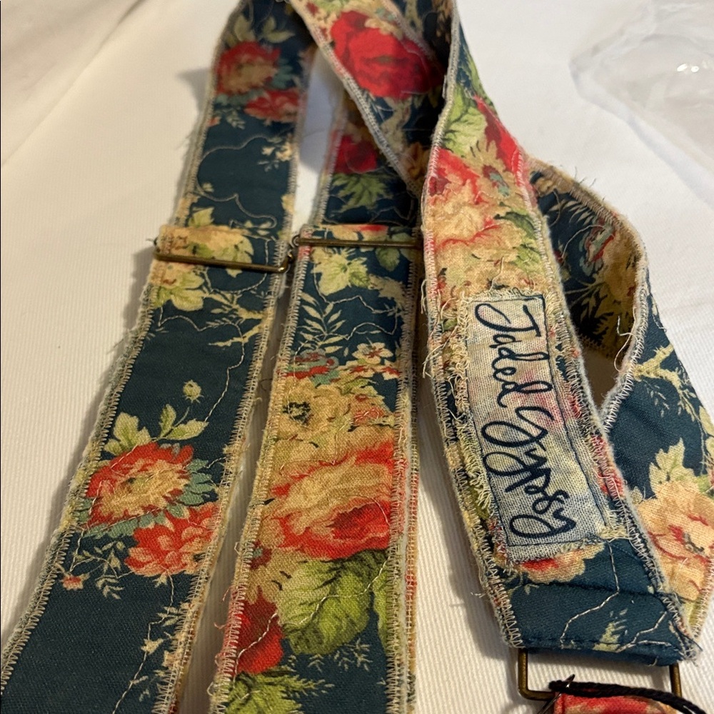 Jaded Gypsy suspenders - Picture 2 of 3